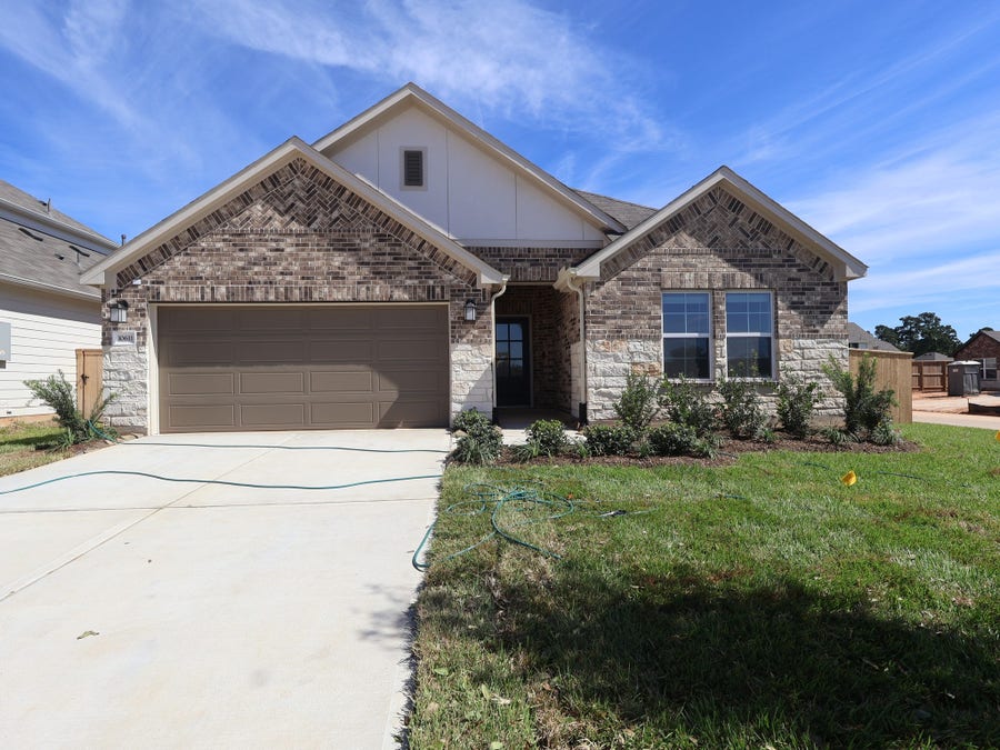 Property photo for 10611 Annex Avenue, Montgomery, TX