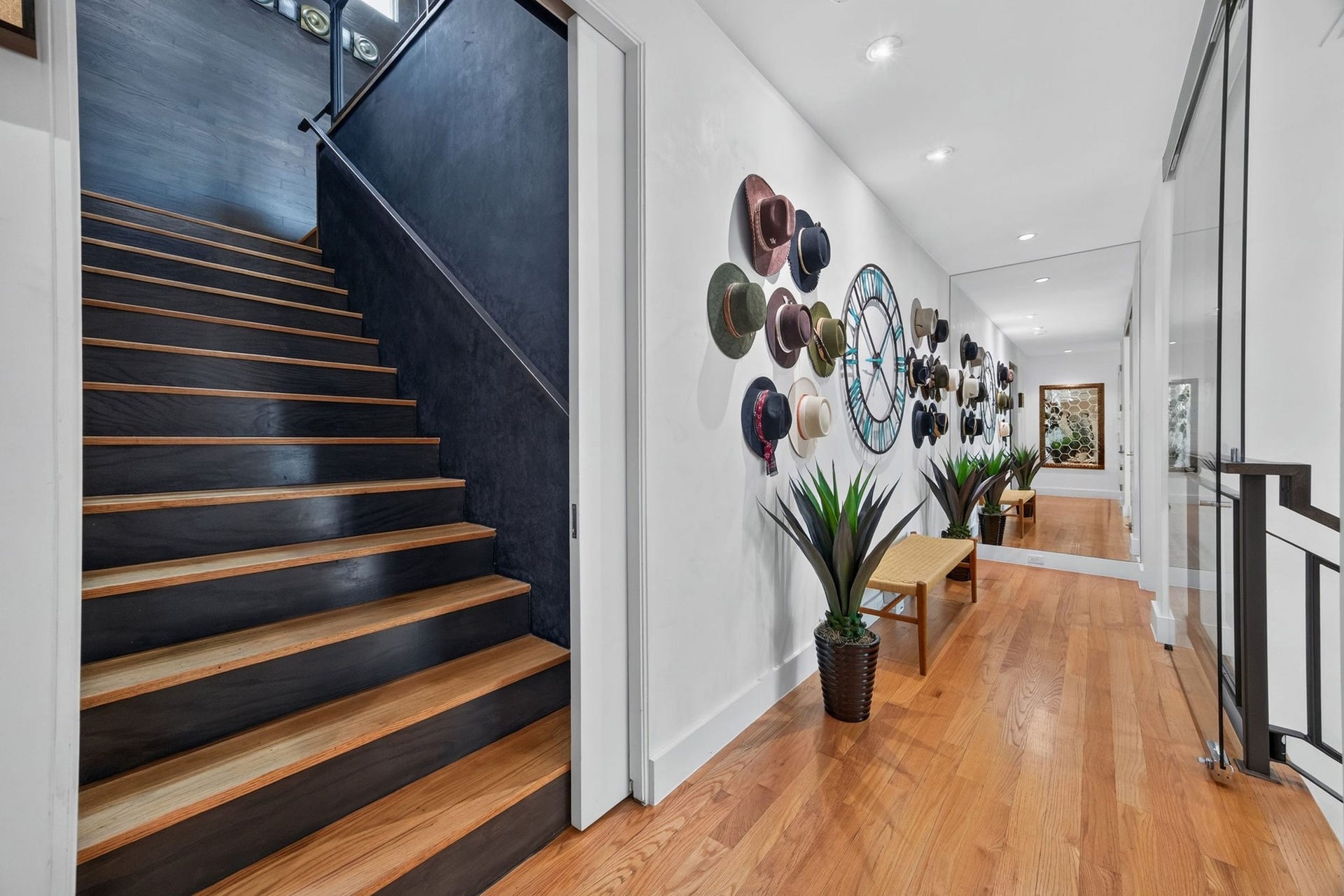 1310 Nantucket Drive, Houston, TX 77057 1310 Nantucket Drive, Houston, TX 77057