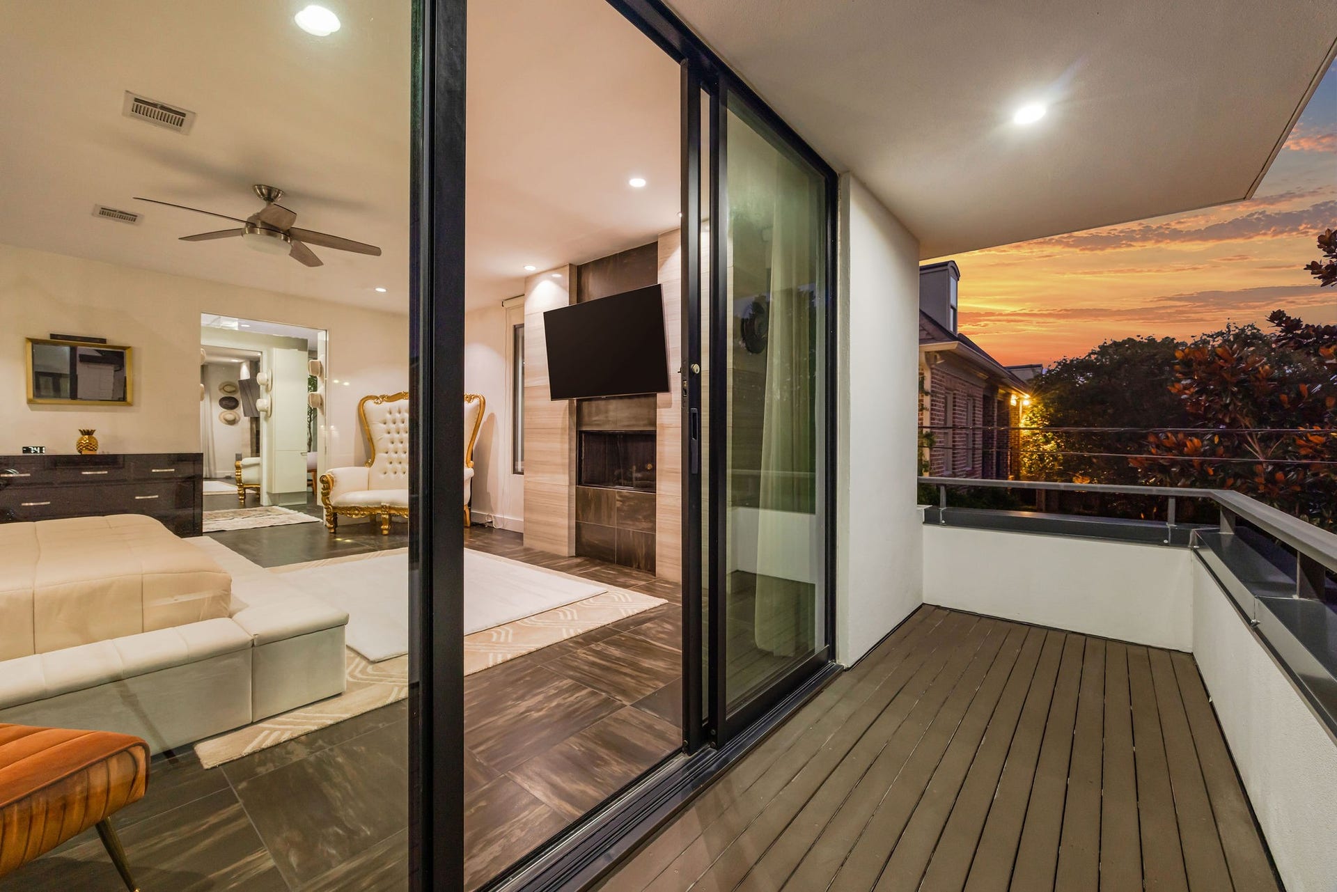 1310 Nantucket Drive, Houston, TX 77057 1310 Nantucket Drive, Houston, TX 77057