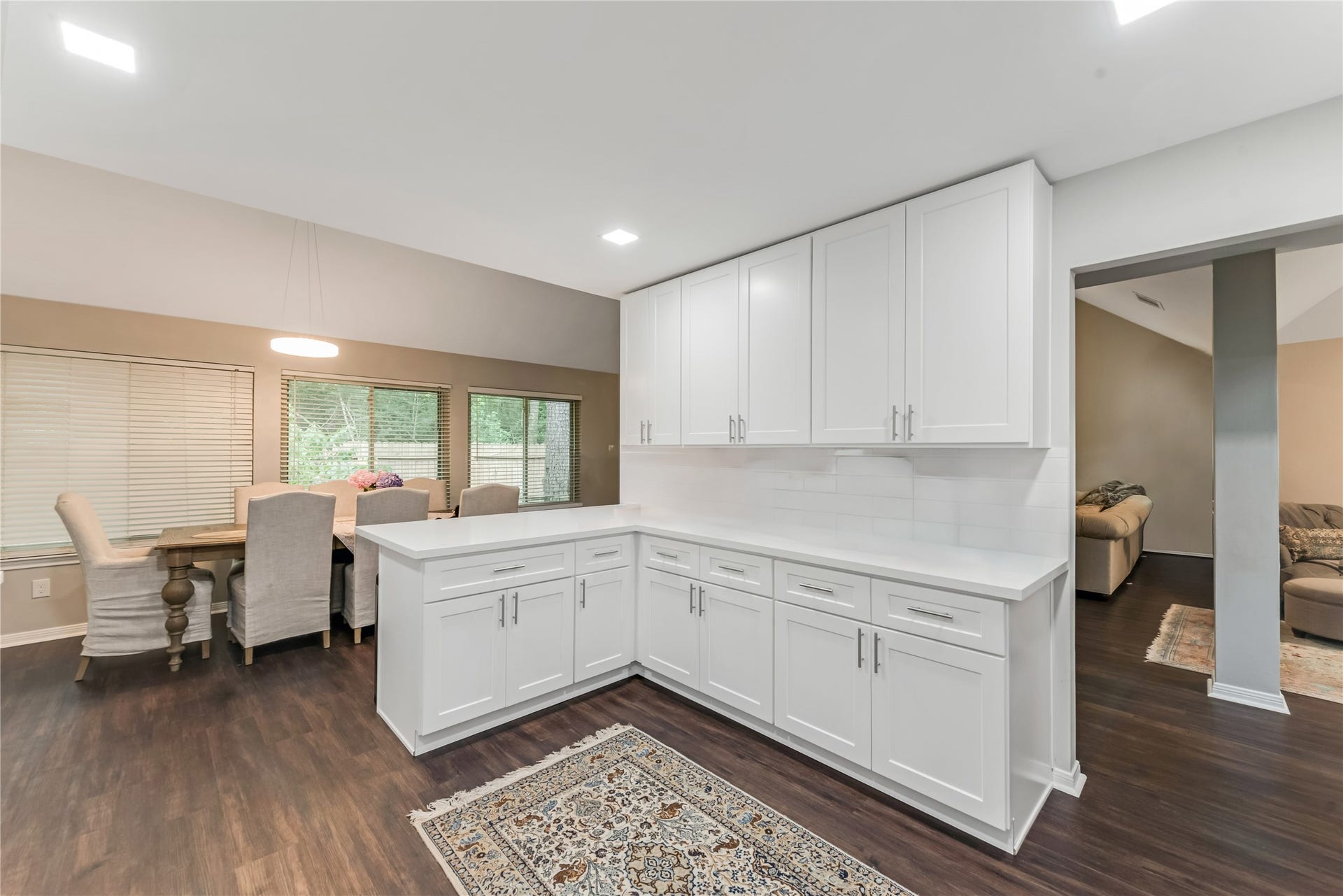2 Summer Morning Court, The Woodlands, TX 77381 2 Summer Morning Court, The Woodlands, TX 77381