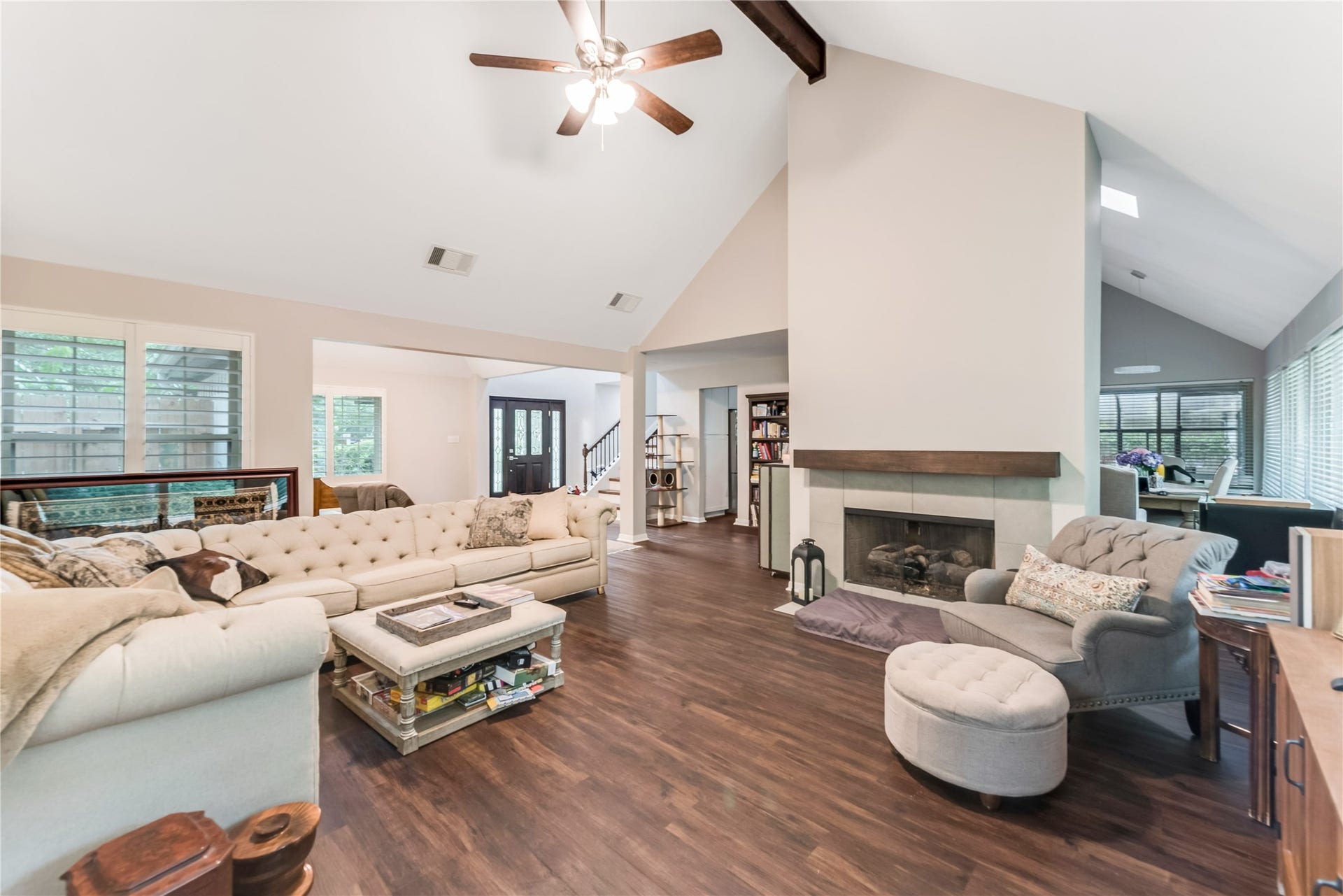2 Summer Morning Court, The Woodlands, TX 77381 2 Summer Morning Court, The Woodlands, TX 77381