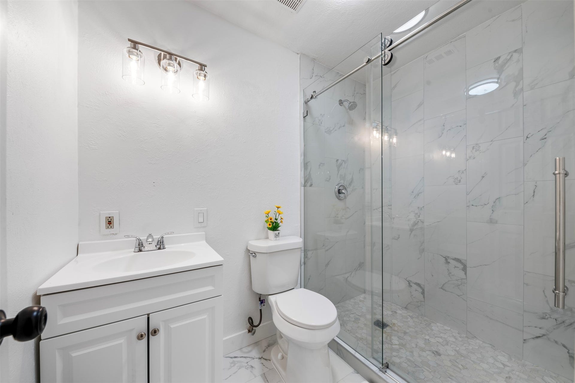 55 TERRAGLEN DR, Spring, TX 77382 55 TERRAGLEN DR, Spring, TX 77382