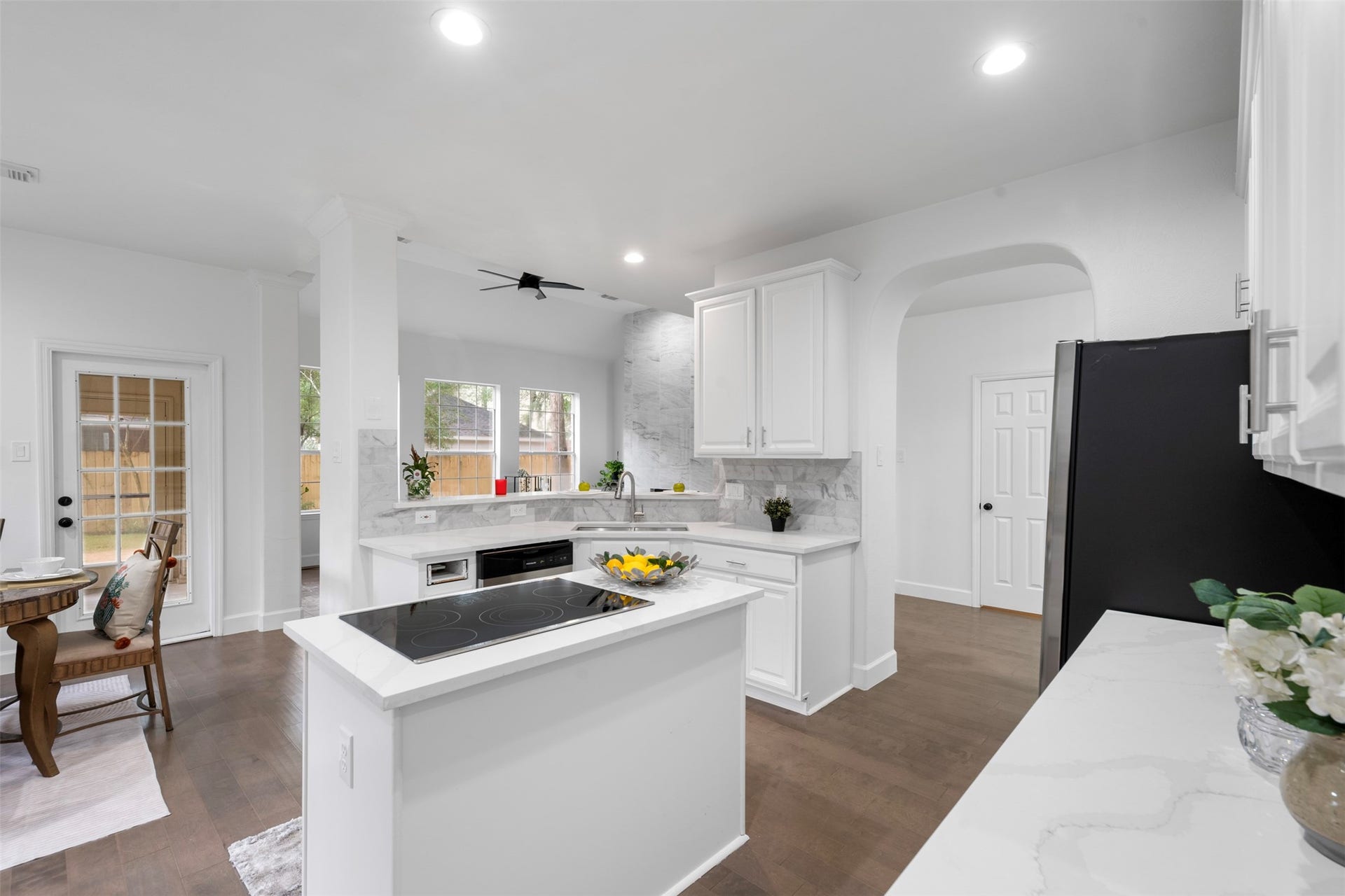 55 TERRAGLEN DR, Spring, TX 77382 55 TERRAGLEN DR, Spring, TX 77382