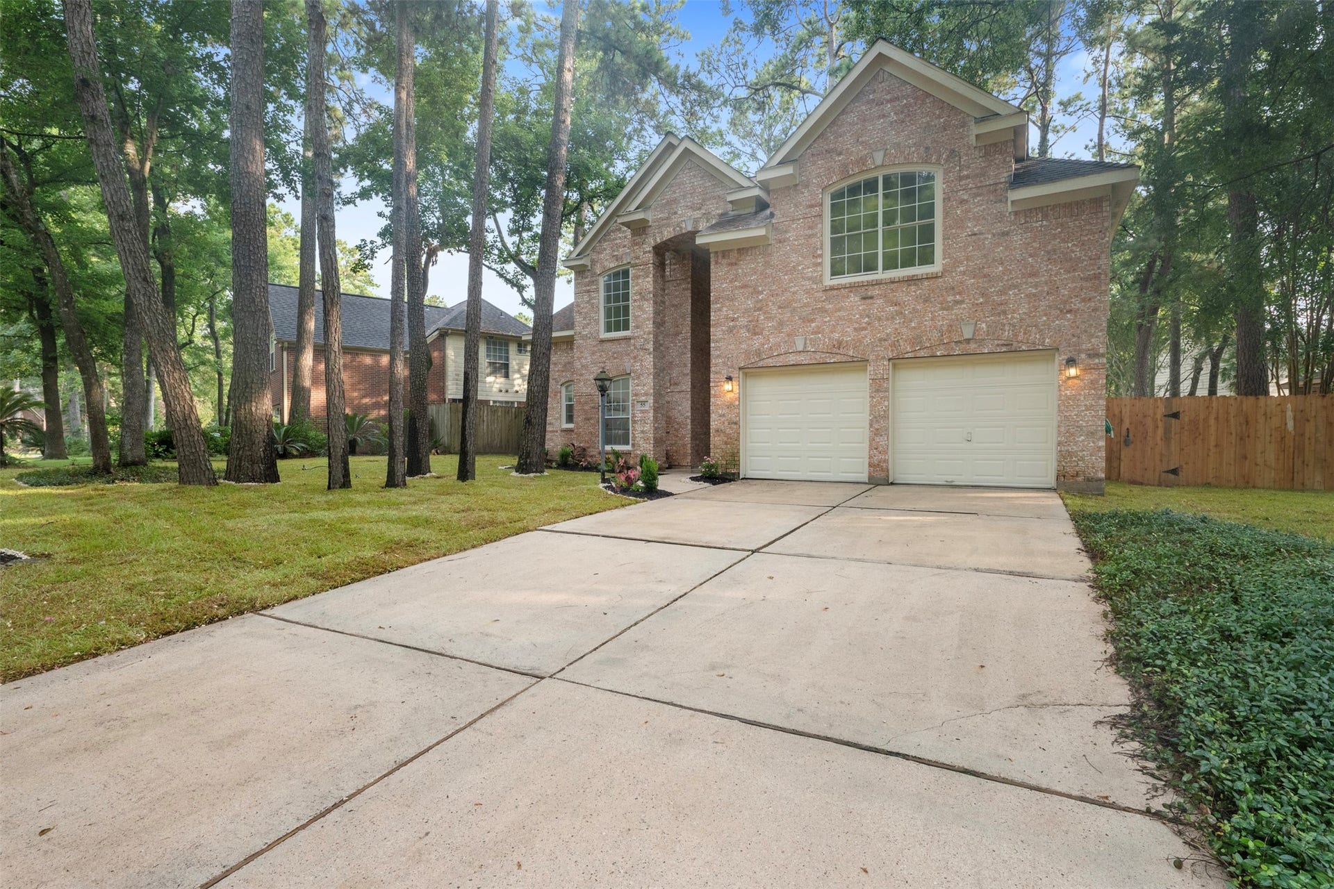 55 TERRAGLEN DR, Spring, TX 77382 55 TERRAGLEN DR, Spring, TX 77382