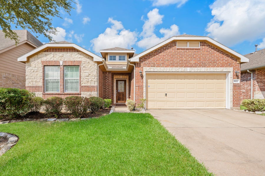 Property photo for 8922 Cedar Mound Lane, Houston, TX