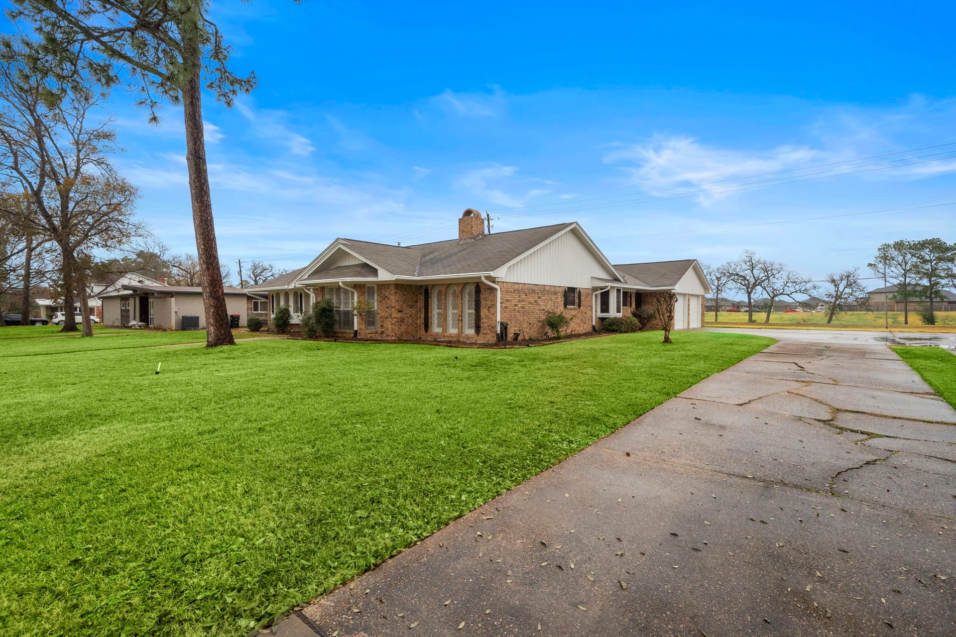 4912 Goose Creek Drive, Baytown, TX 77521 4912 Goose Creek Drive, Baytown, TX 77521