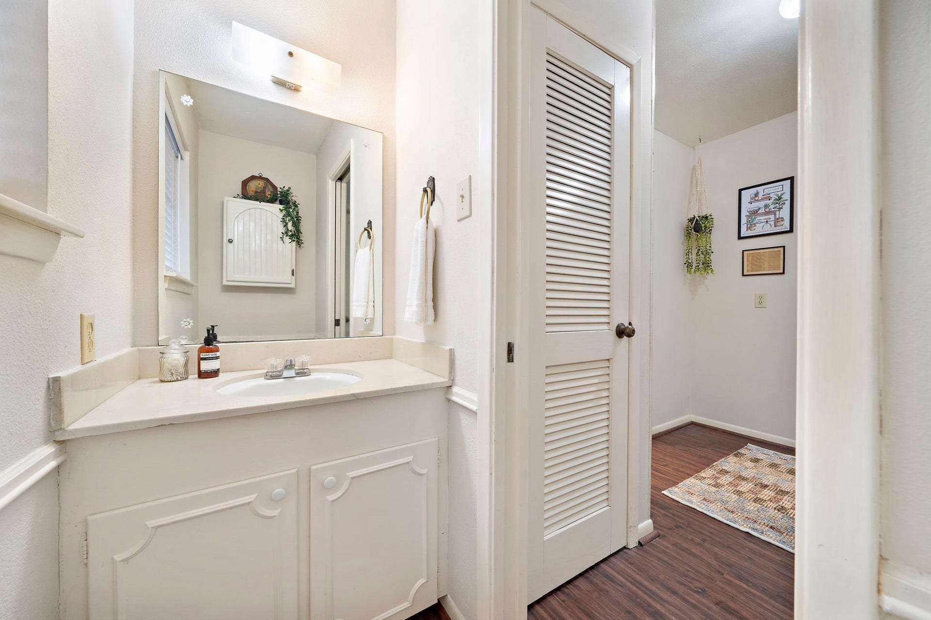 4912 Goose Creek Drive, Baytown, TX 77521 4912 Goose Creek Drive, Baytown, TX 77521