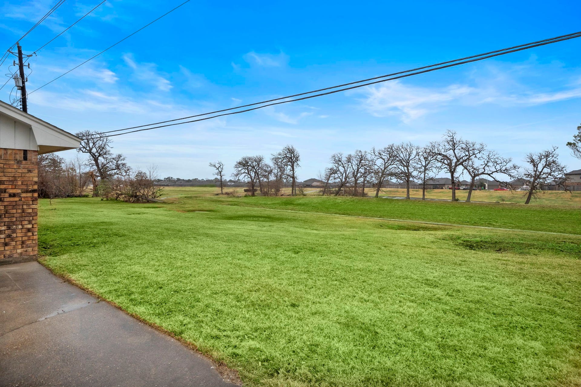 4912 Goose Creek Drive, Baytown, TX 77521 4912 Goose Creek Drive, Baytown, TX 77521