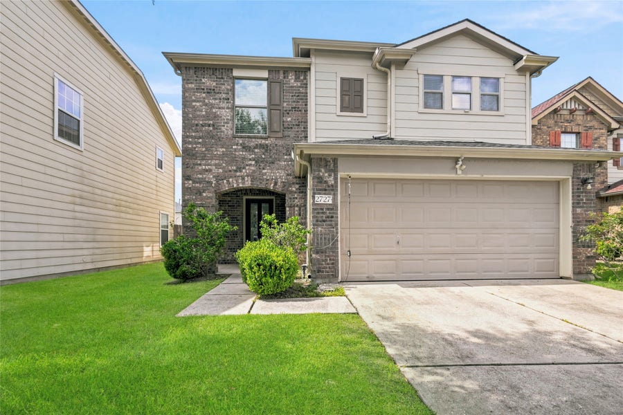 Property photo for 2727 Skyview Crest Court, Houston, TX