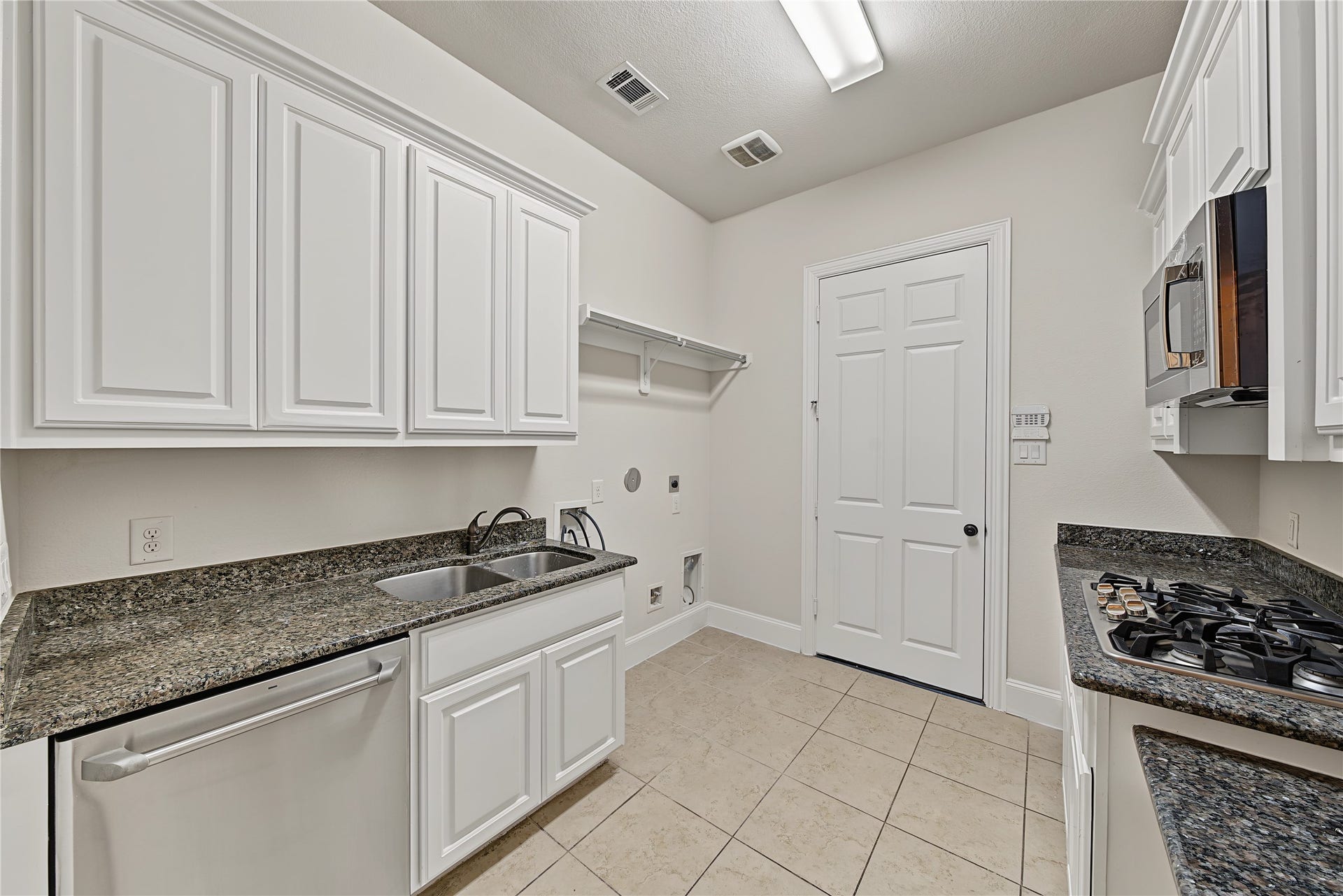 4226 Pebble Heights Lane, Sugar Land, TX 77479 4226 Pebble Heights Lane, Sugar Land, TX 77479