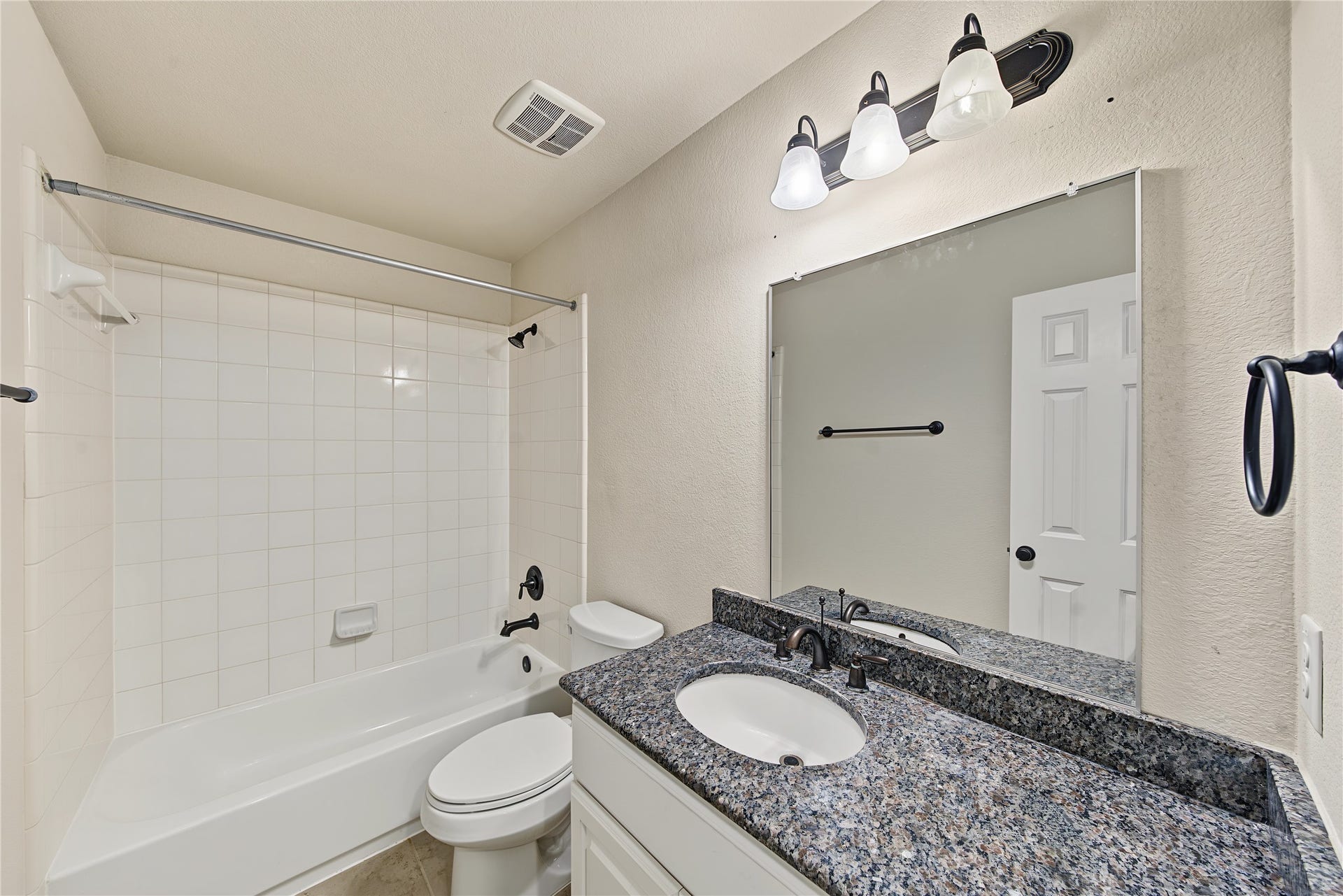 4226 Pebble Heights Lane, Sugar Land, TX 77479 4226 Pebble Heights Lane, Sugar Land, TX 77479