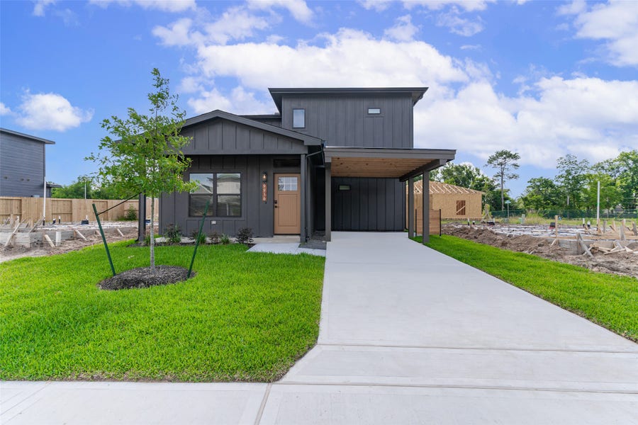 Property photo for 9920 Dipping Woods Street, Houston, TX