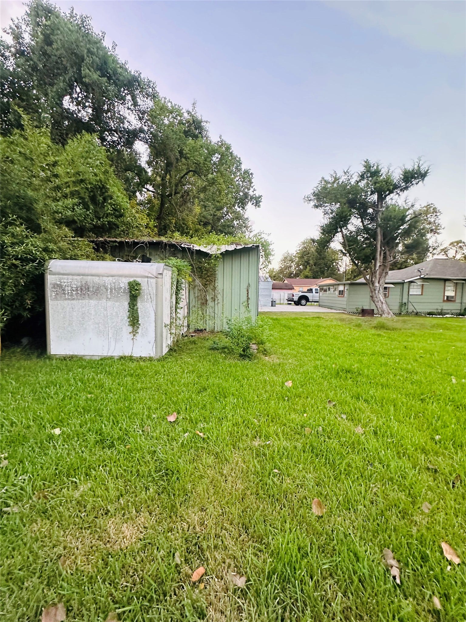 0 Vine Street, Clute, TX 77531 0 Vine Street, Clute, TX 77531