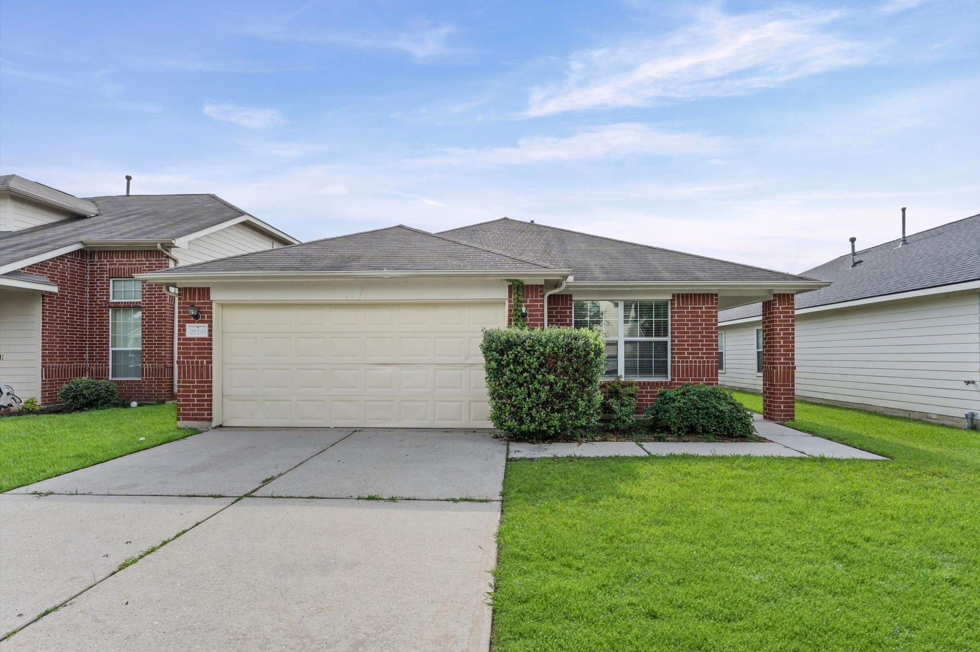 21218 Rezanof Road, Humble, TX 77338 21218 Rezanof Road, Humble, TX 77338