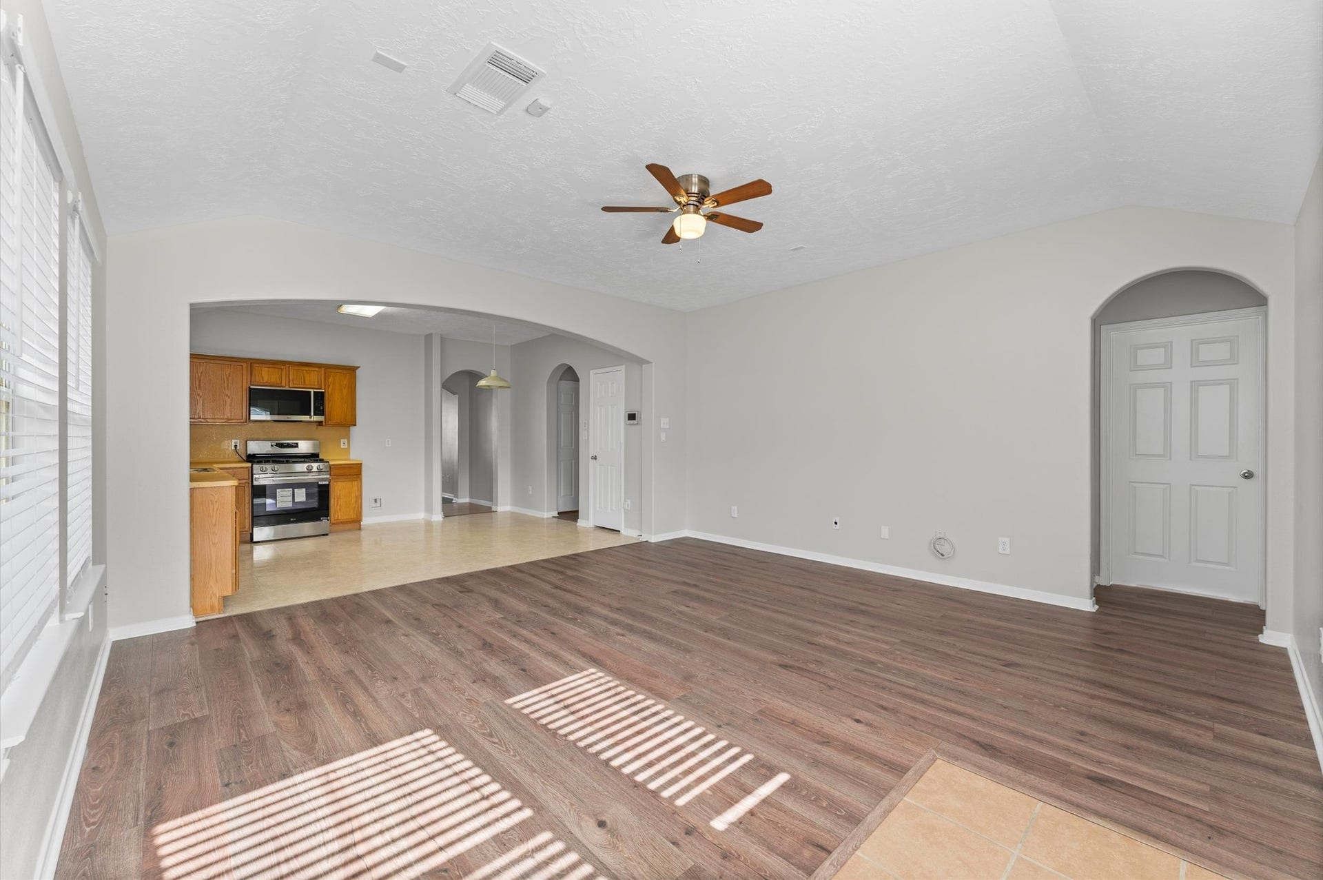 21218 Rezanof Road, Humble, TX 77338 21218 Rezanof Road, Humble, TX 77338