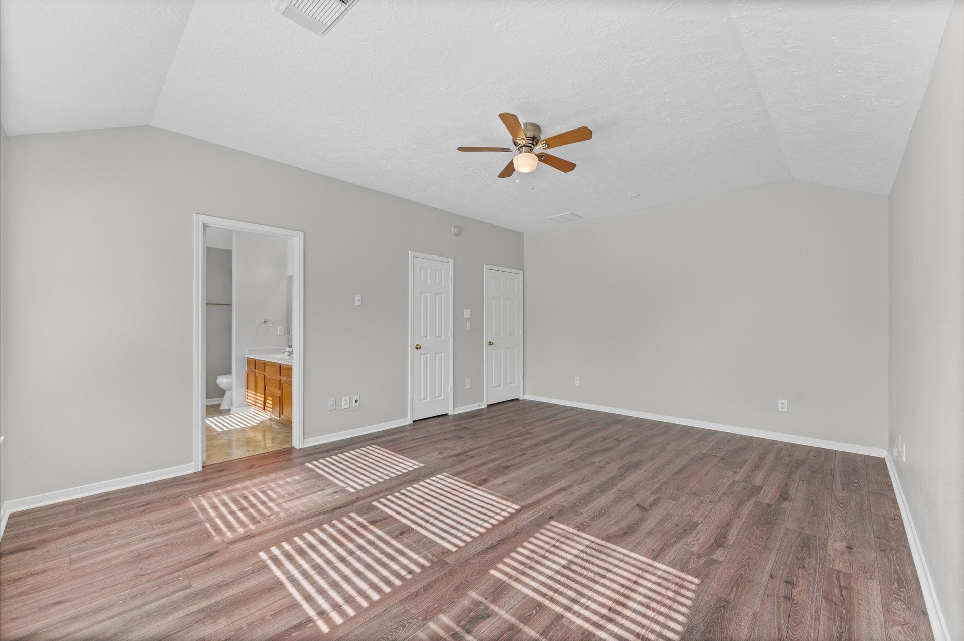 21218 Rezanof Road, Humble, TX 77338 21218 Rezanof Road, Humble, TX 77338