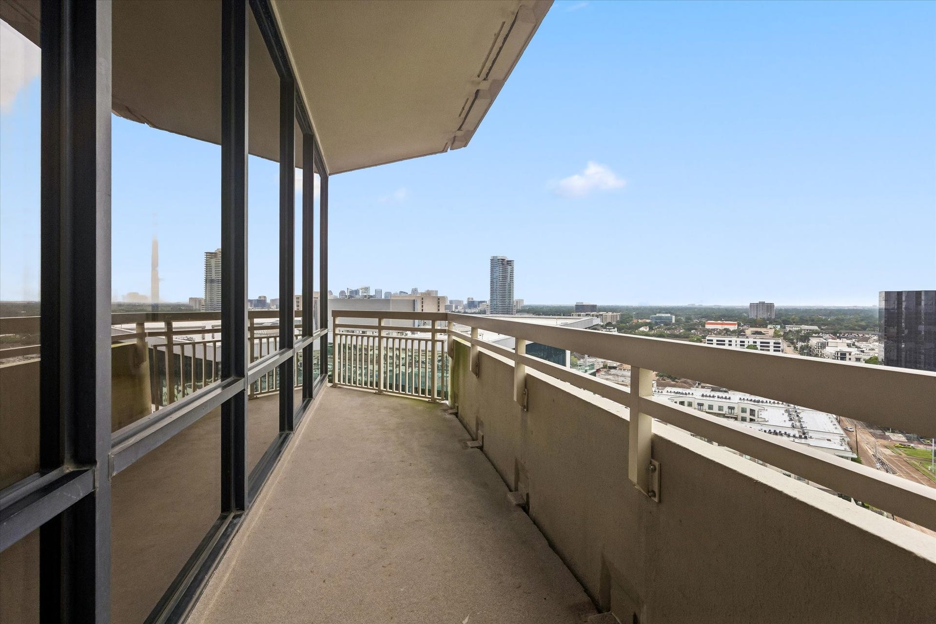 14 Greenway Plaza, #19R, Houston, TX 77046