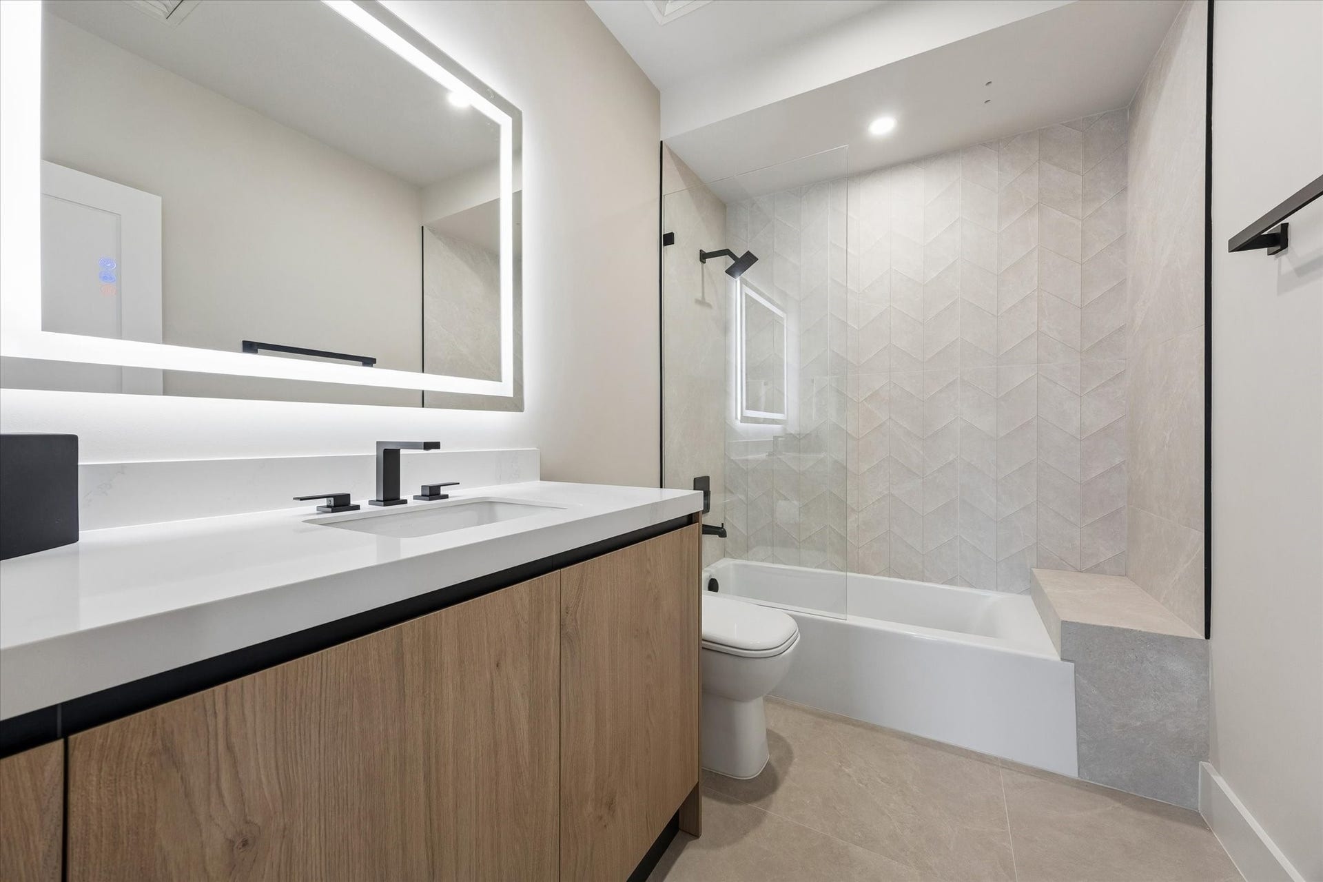 14 Greenway Plaza, #19R, Houston, TX 77046