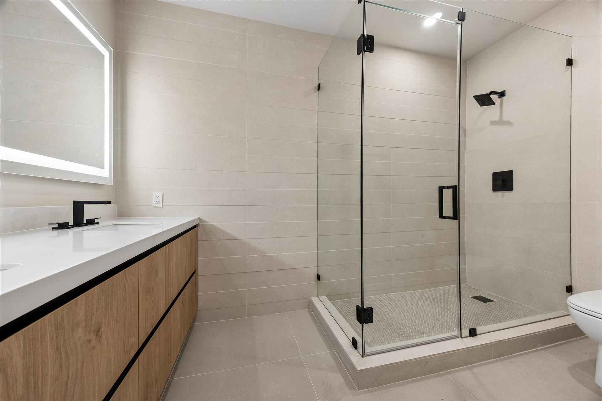 14 Greenway Plaza, #19R, Houston, TX 77046