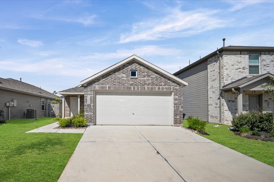 Property photo for 14982 N Ascot Bend Circle, Conroe, TX