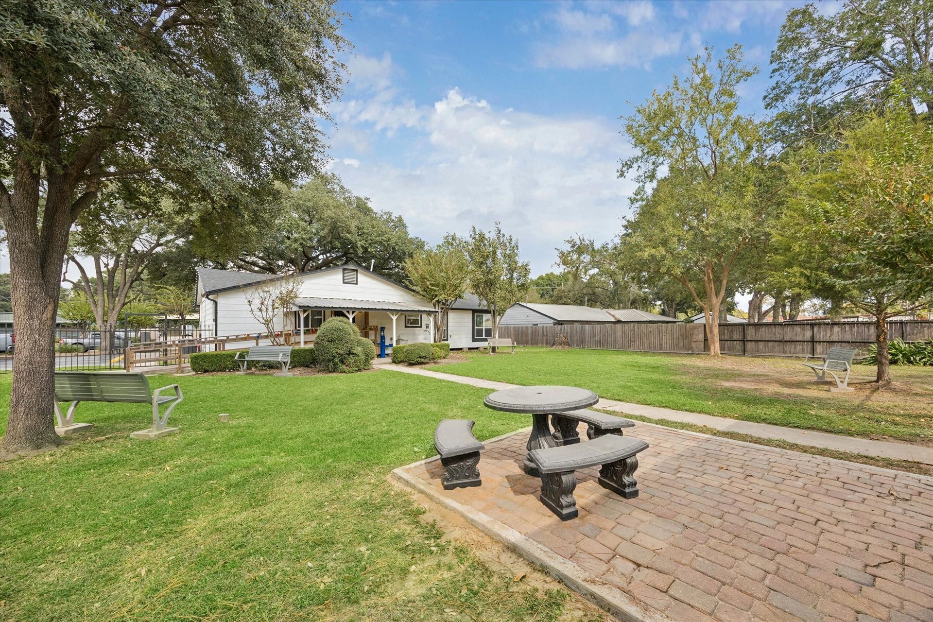 5225 E 5th Street, Katy, TX 77493 5225 E 5th Street, Katy, TX 77493