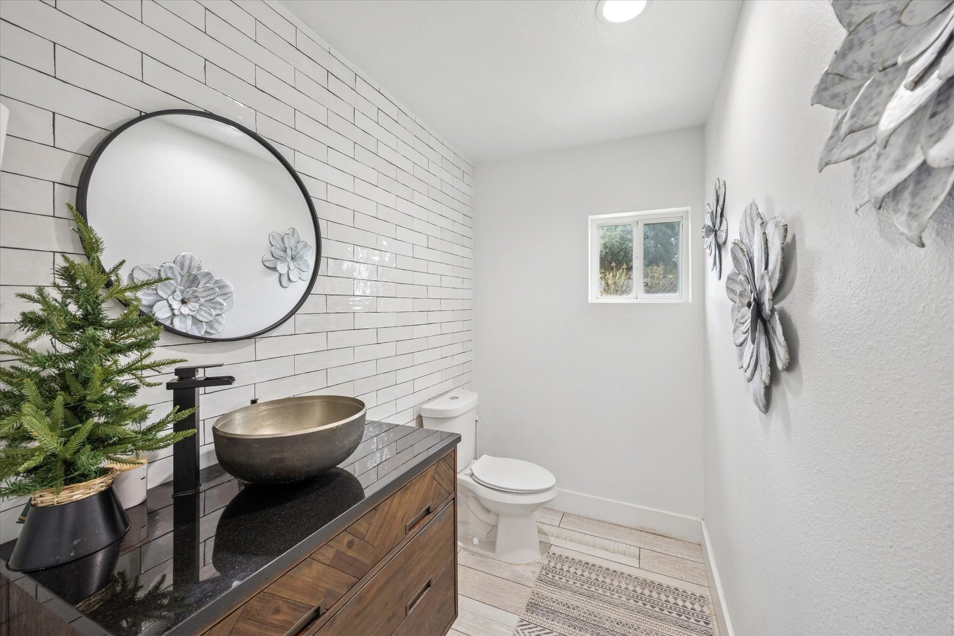 5225 E 5th Street, Katy, TX 77493 5225 E 5th Street, Katy, TX 77493
