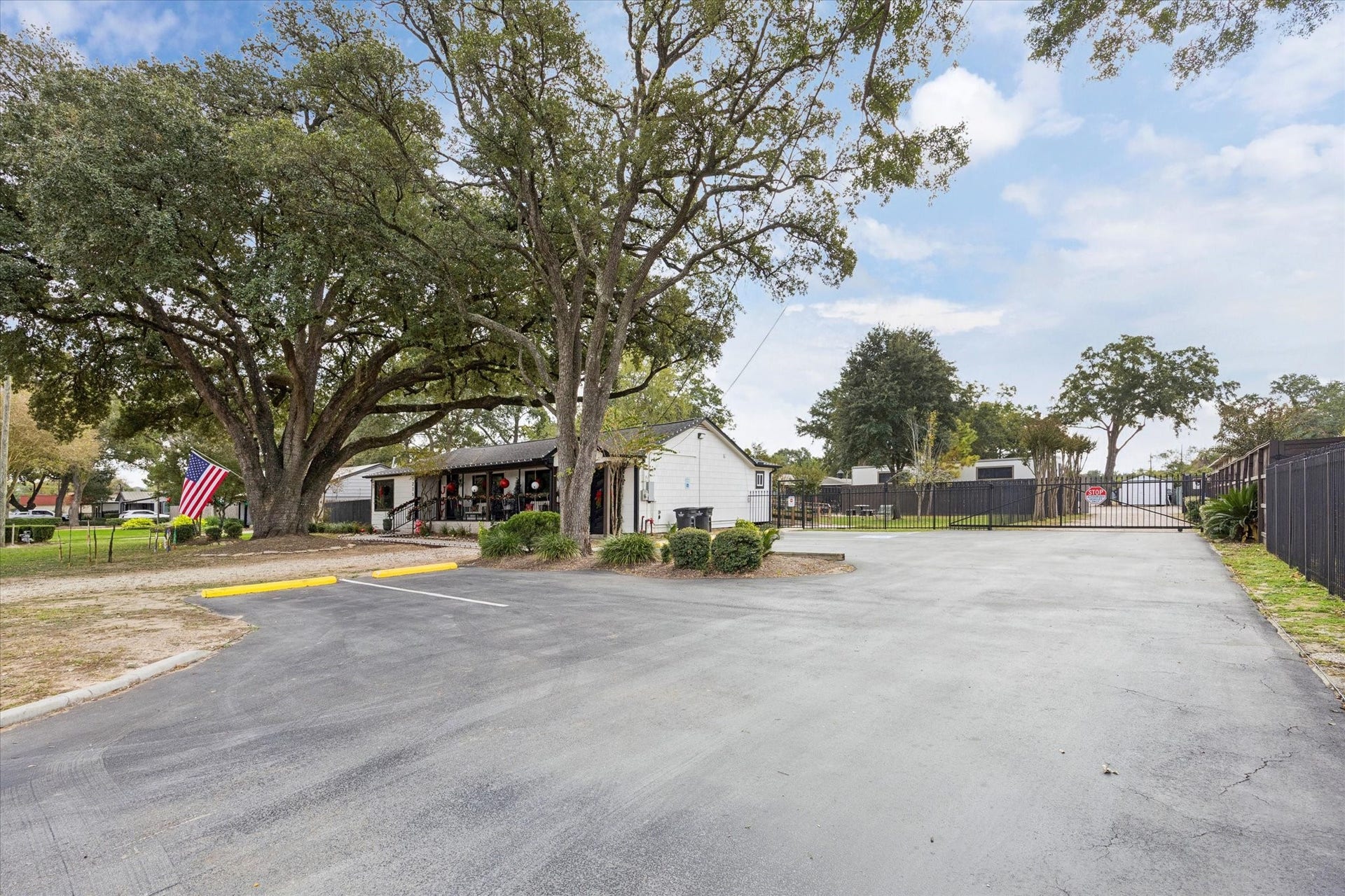 5225 E 5th Street, Katy, TX 77493 5225 E 5th Street, Katy, TX 77493