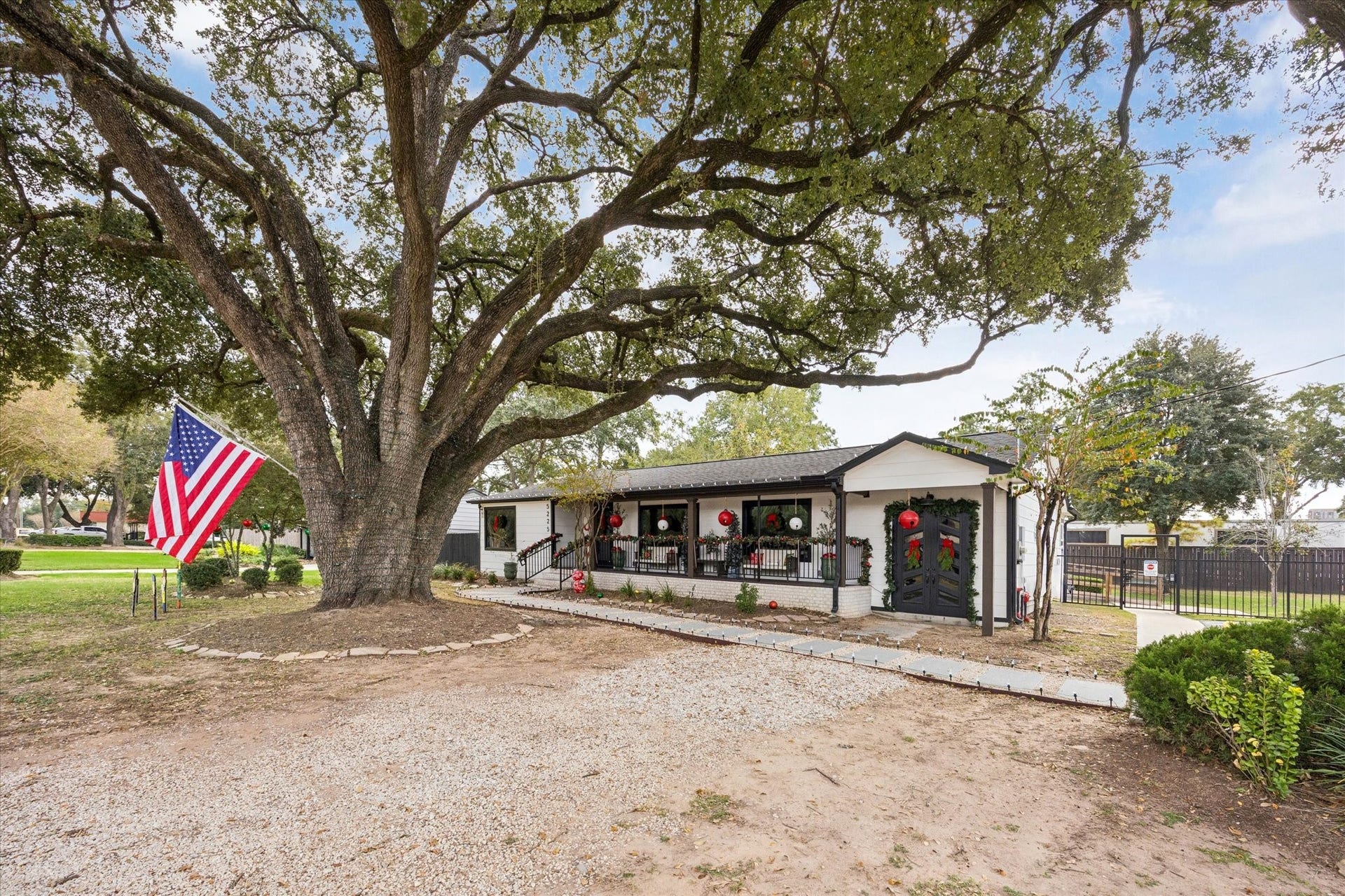 5225 E 5th Street, Katy, TX 77493 5225 E 5th Street, Katy, TX 77493