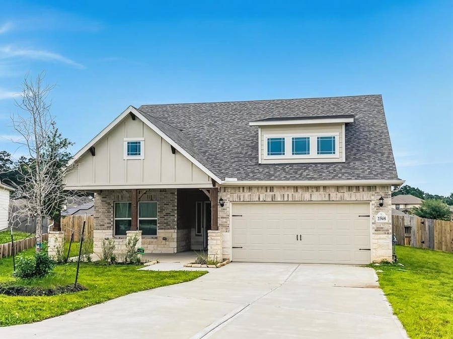 Property photo for 2508 Canyon Cloud Court, Conroe, TX
