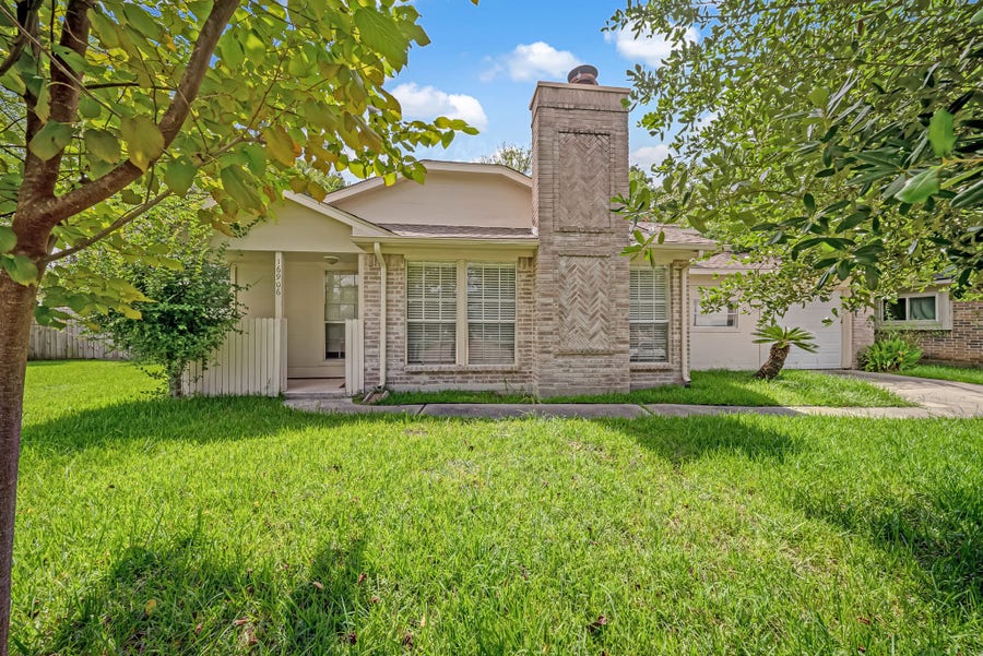 Property photo for 16906 Canary Street, Conroe, TX