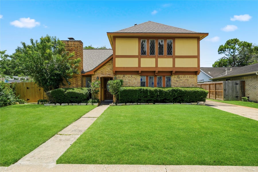 Property photo for 12358 Gainsborough Drive, Houston, TX