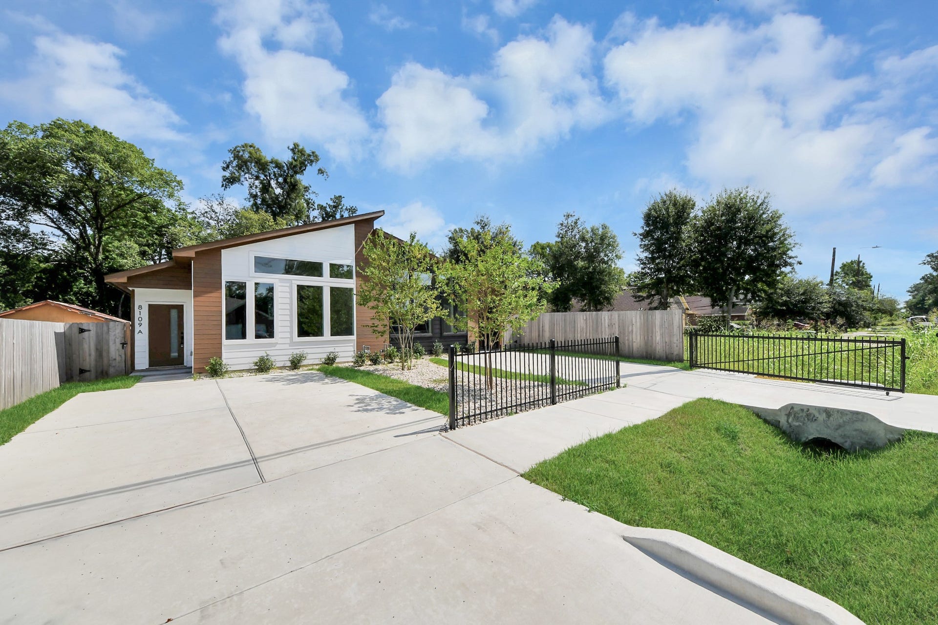 8109 Hamlet Street, #A, Houston, TX 77078