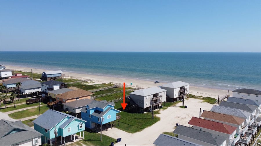 Property photo for 128 Howard Avenue, Surfside Beach, TX