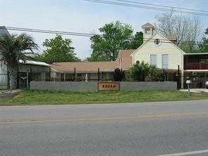 4700 W Bayshore Drive, Bacliff, TX 77518 4700 W Bayshore Drive, Bacliff, TX 77518