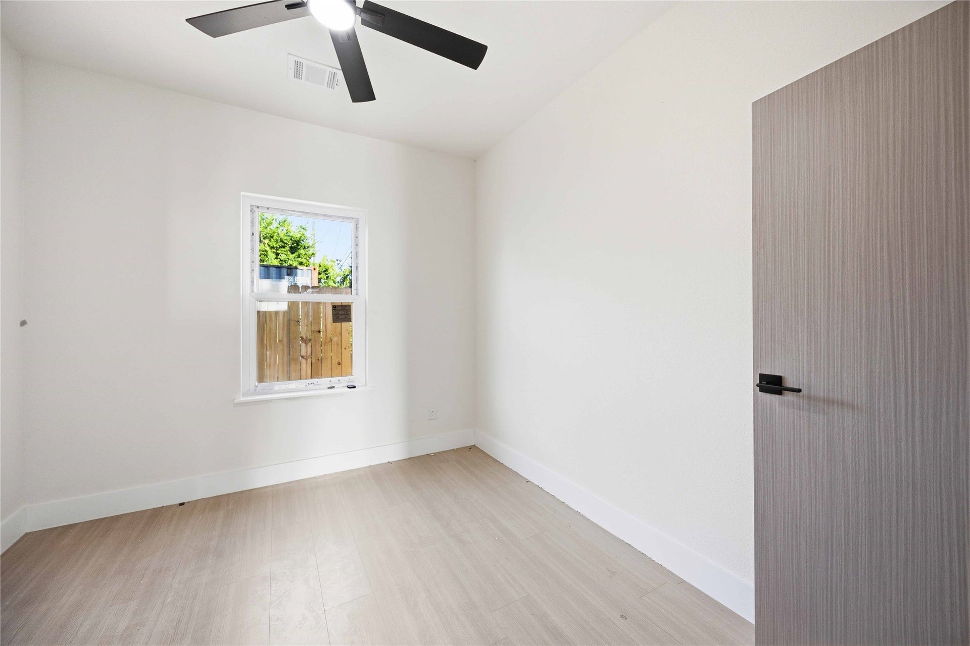 9219 Noel Street, #C/D, Houston, TX 77033 9219 Noel Street, #C/D, Houston, TX 77033