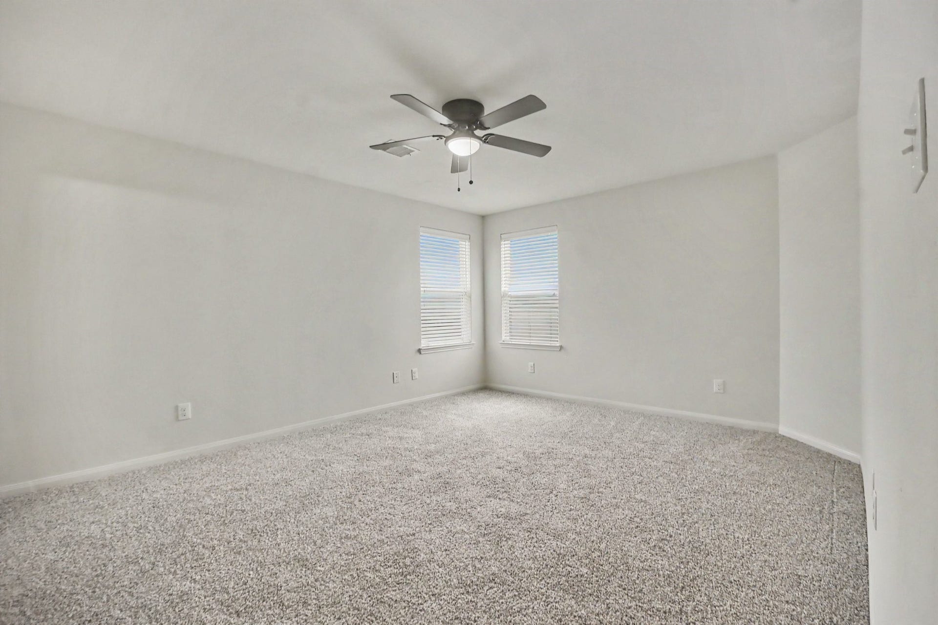 12027 Windage Drive, La Marque, TX 77568 12027 Windage Drive, La Marque, TX 77568