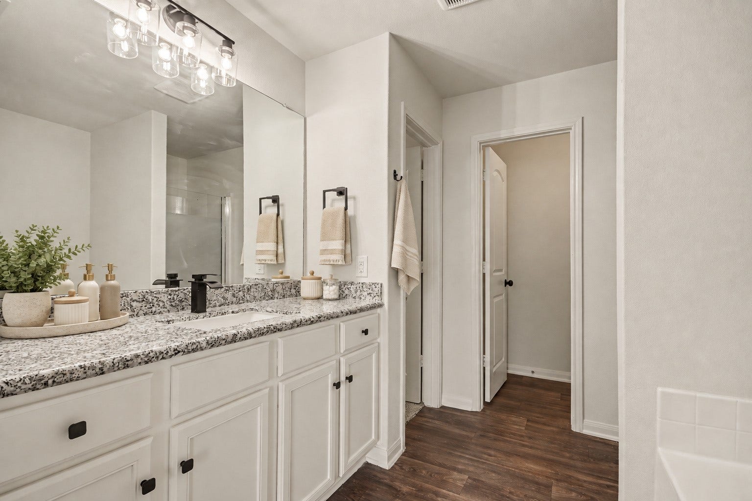 12027 Windage Drive, La Marque, TX 77568 12027 Windage Drive, La Marque, TX 77568