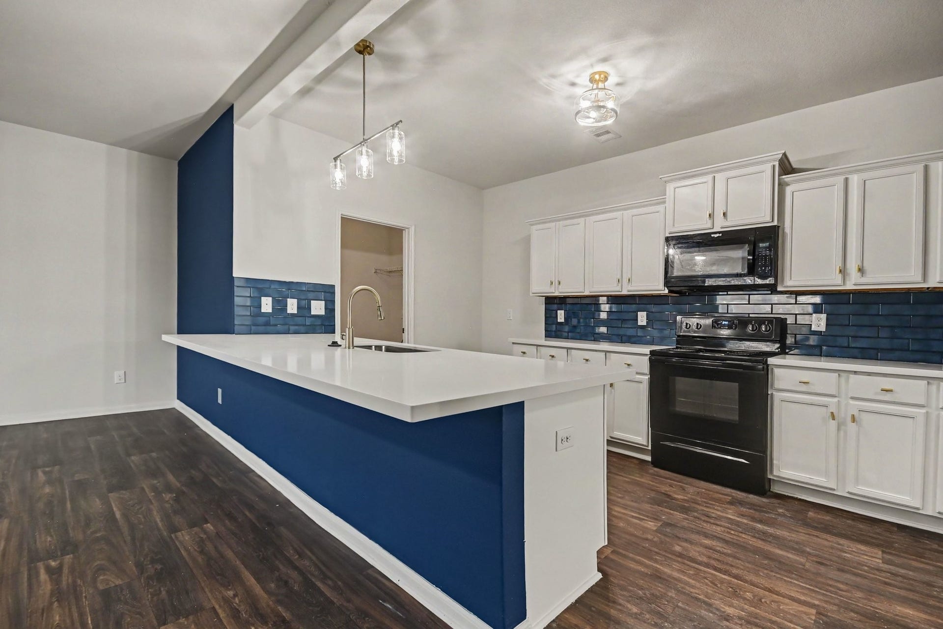 12027 Windage Drive, La Marque, TX 77568 12027 Windage Drive, La Marque, TX 77568