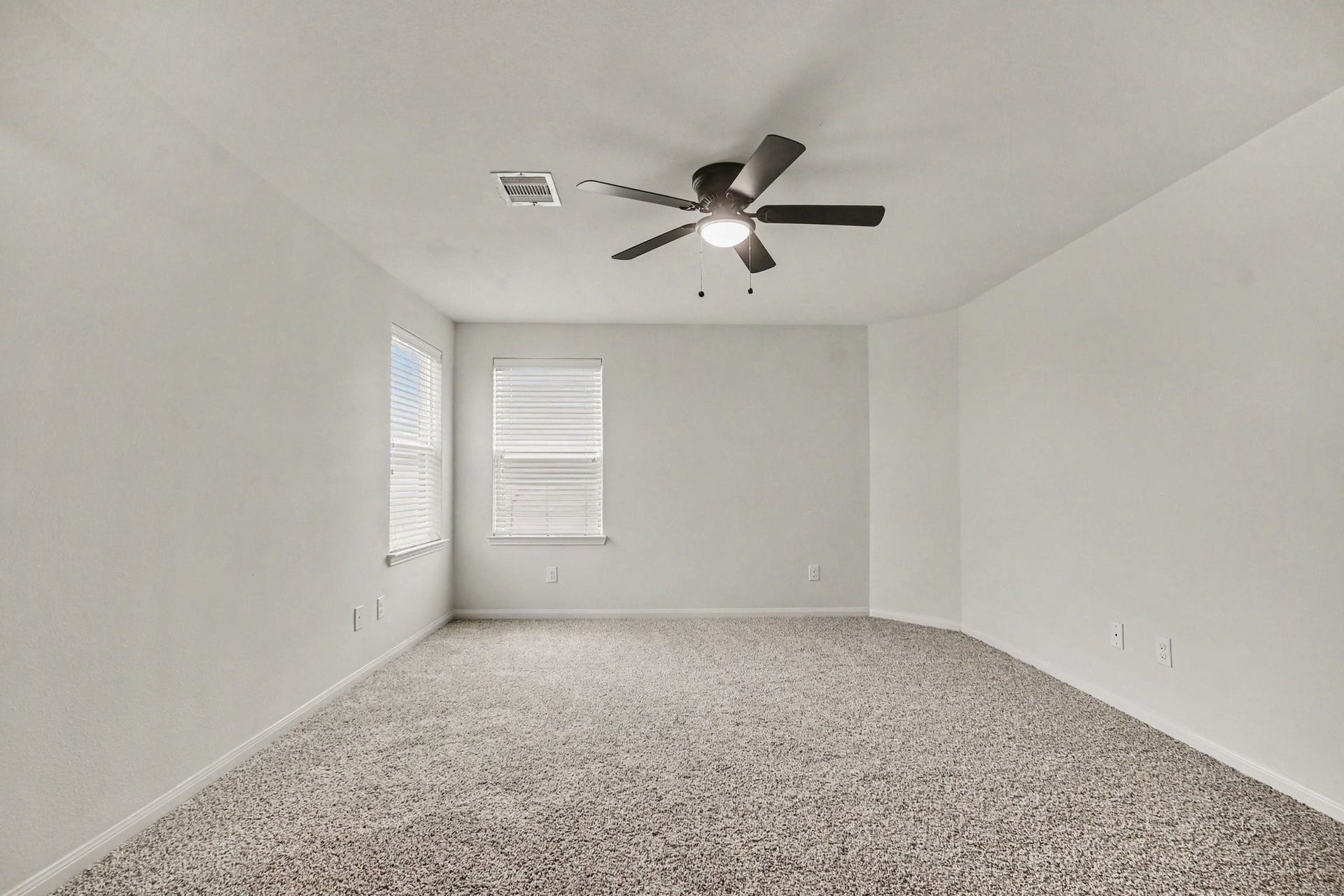 12027 Windage Drive, La Marque, TX 77568 12027 Windage Drive, La Marque, TX 77568