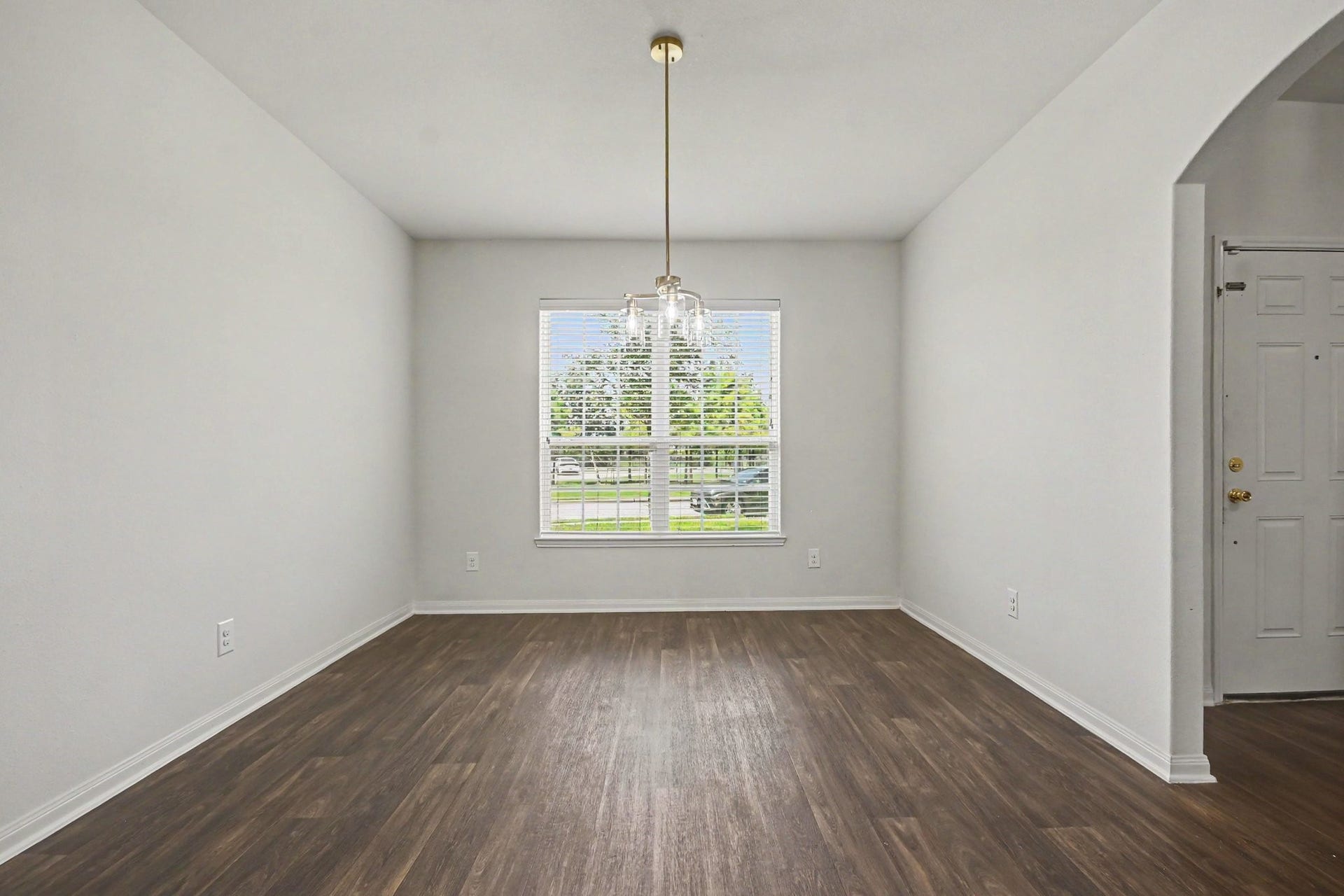12027 Windage Drive, La Marque, TX 77568 12027 Windage Drive, La Marque, TX 77568