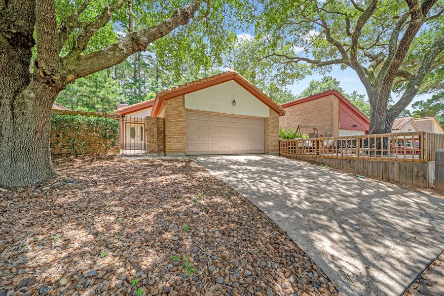 Property photo for 12038 Texas National Boulevard, Willis, TX