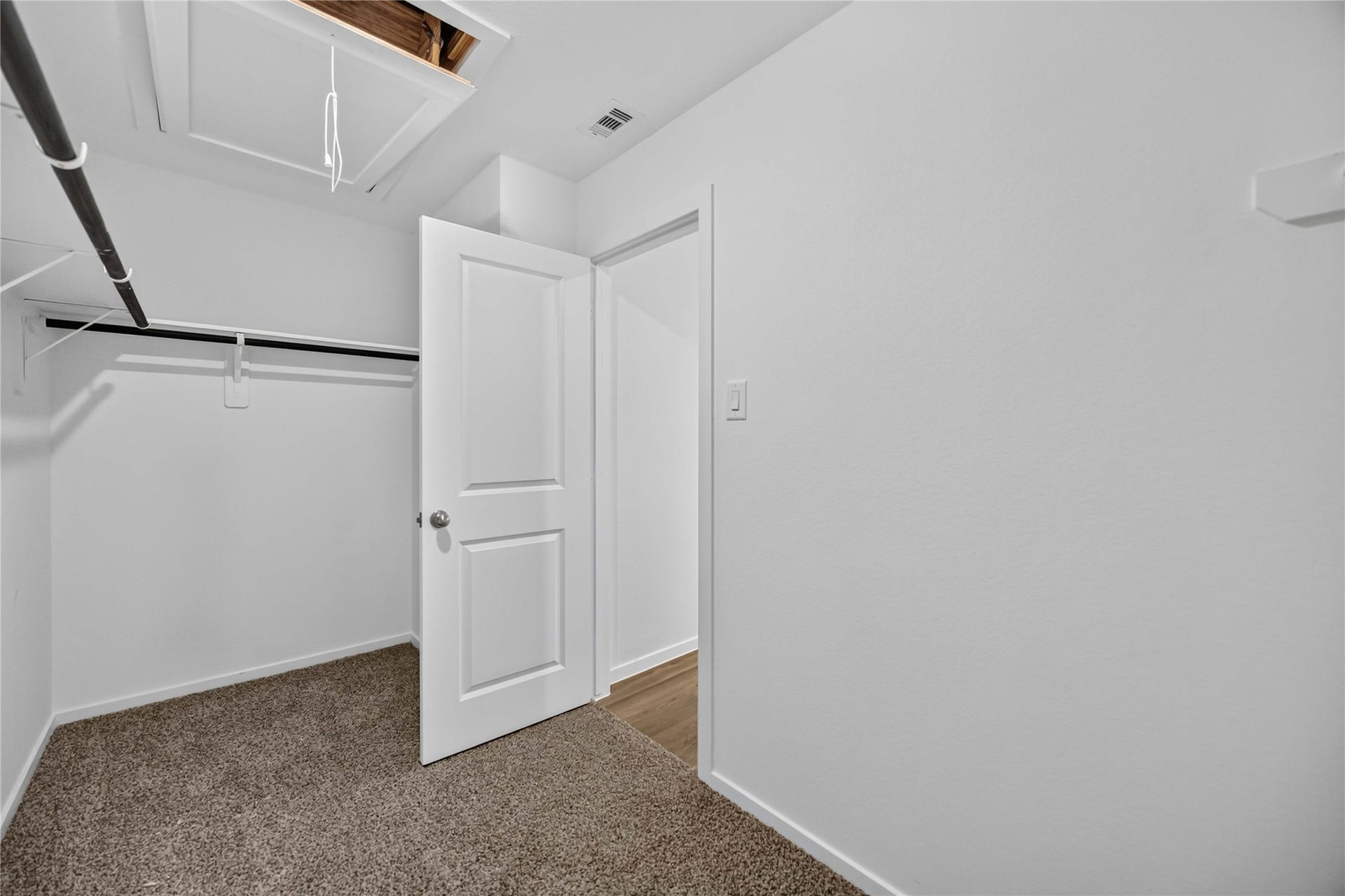 5108 Greengrass Willow Way, Houston, TX 77048 5108 Greengrass Willow Way, Houston, TX 77048
