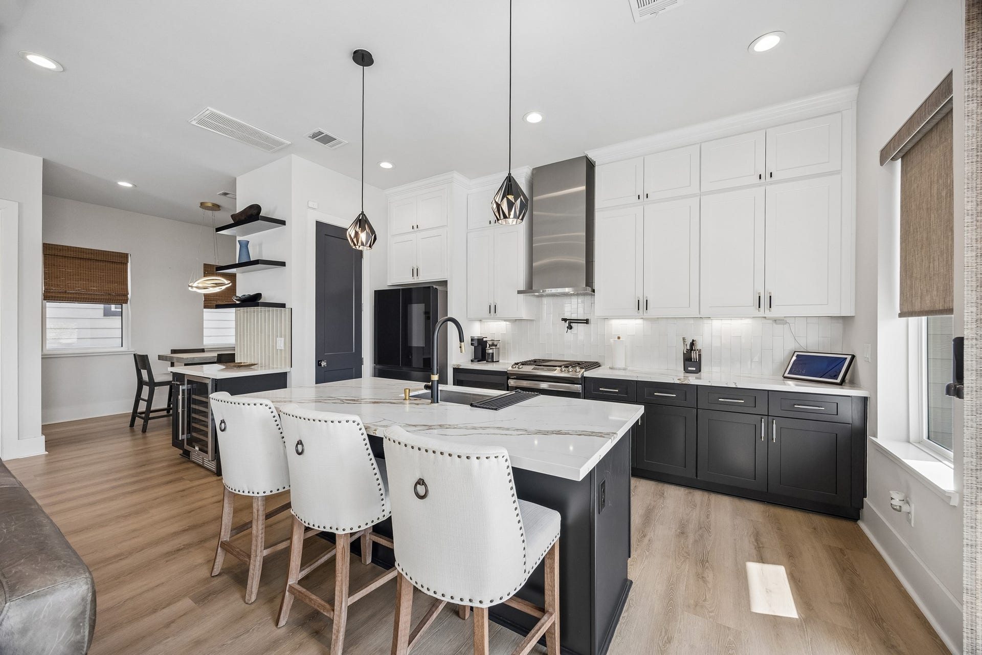 1615 Bigelow Street, Houston, TX 77009 1615 Bigelow Street, Houston, TX 77009