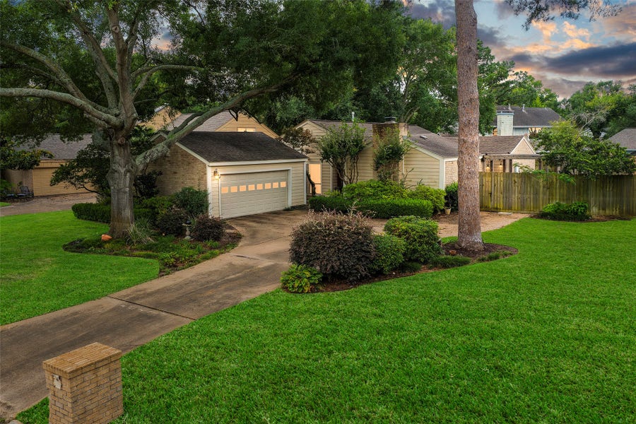 Property photo for 14811 Royal Birkdale Street, Houston, TX