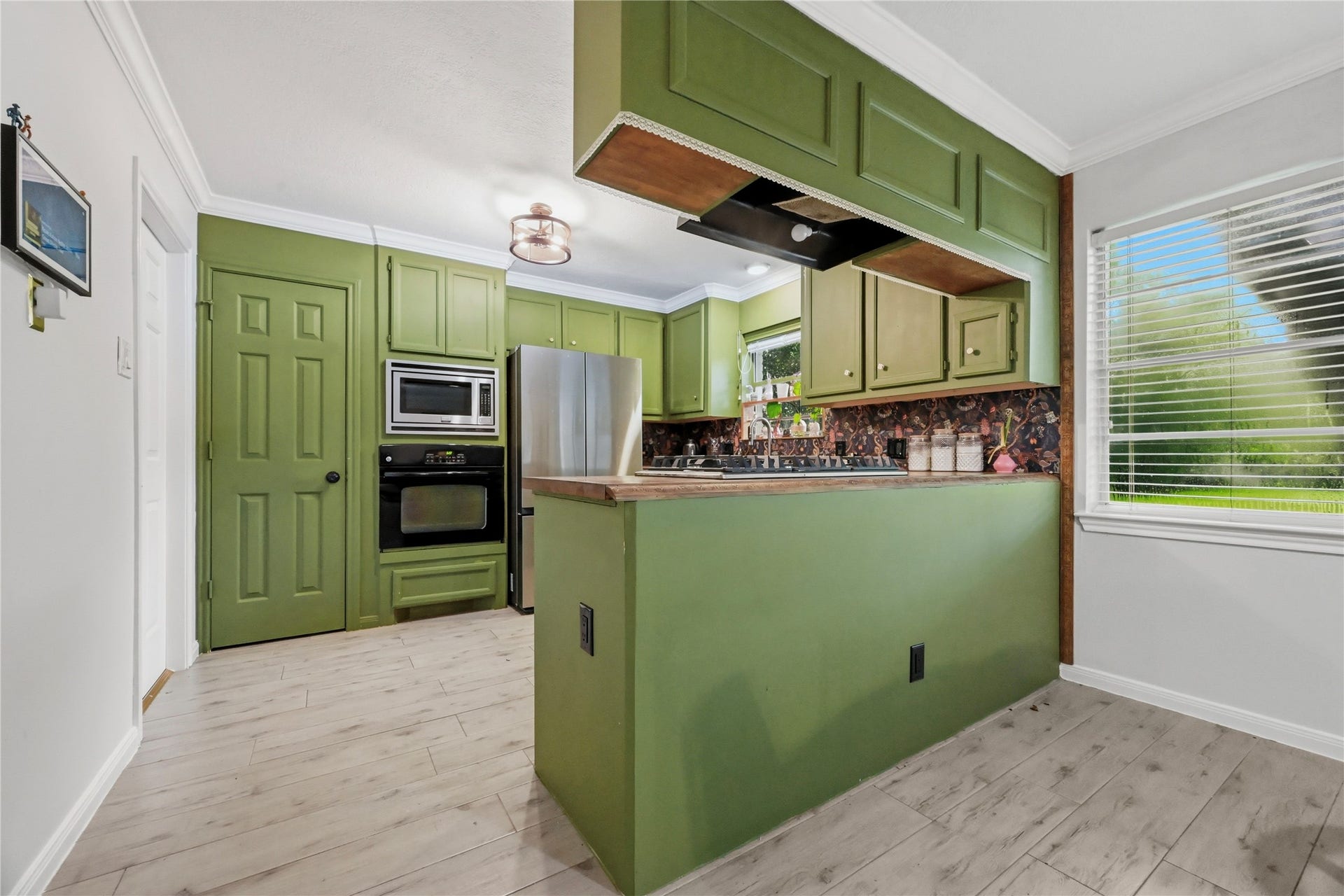 15810 Acapulco Drive, Jersey Village, TX 77040 15810 Acapulco Drive, Jersey Village, TX 77040