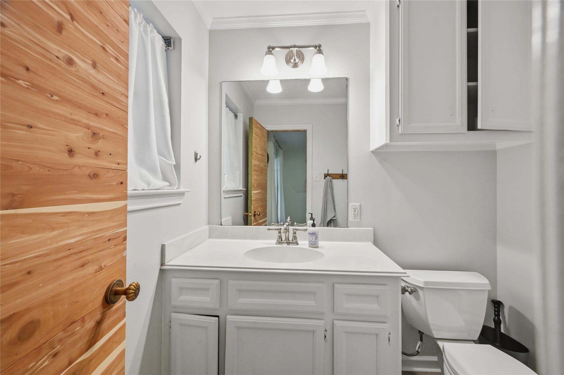 15810 Acapulco Drive, Jersey Village, TX 77040 15810 Acapulco Drive, Jersey Village, TX 77040