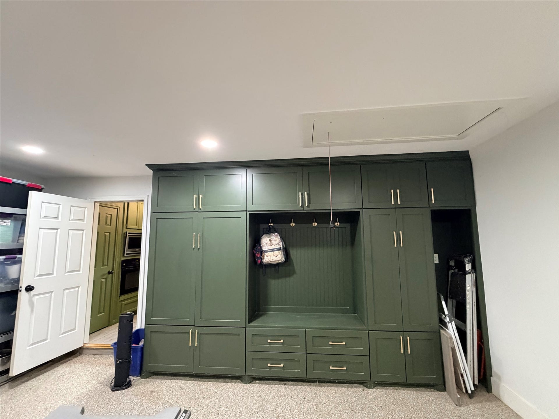 15810 Acapulco Drive, Jersey Village, TX 77040 Custom Cabinets in garage for storage