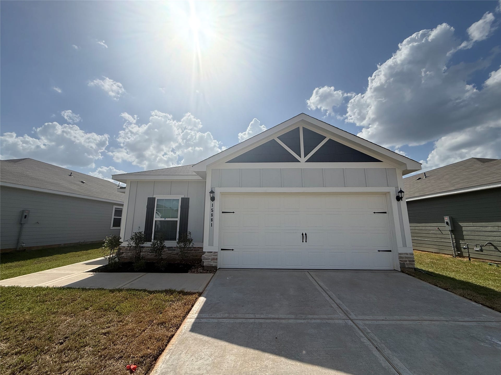 15881 Berry Hill Drive, Conroe, TX 77303 15881 Berry Hill Drive, Conroe, TX 77303