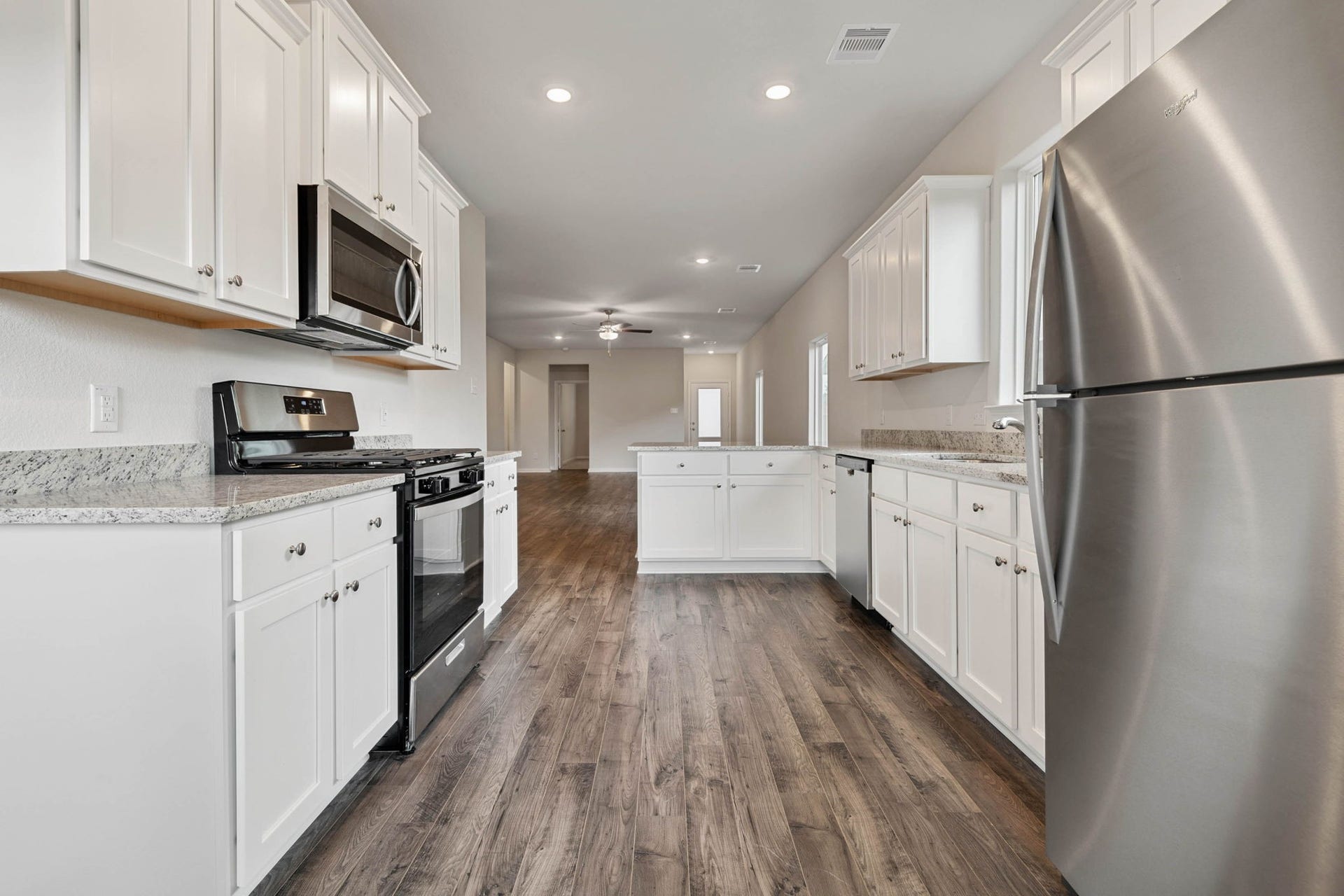 15881 Berry Hill Drive, Conroe, TX 77303 15881 Berry Hill Drive, Conroe, TX 77303
