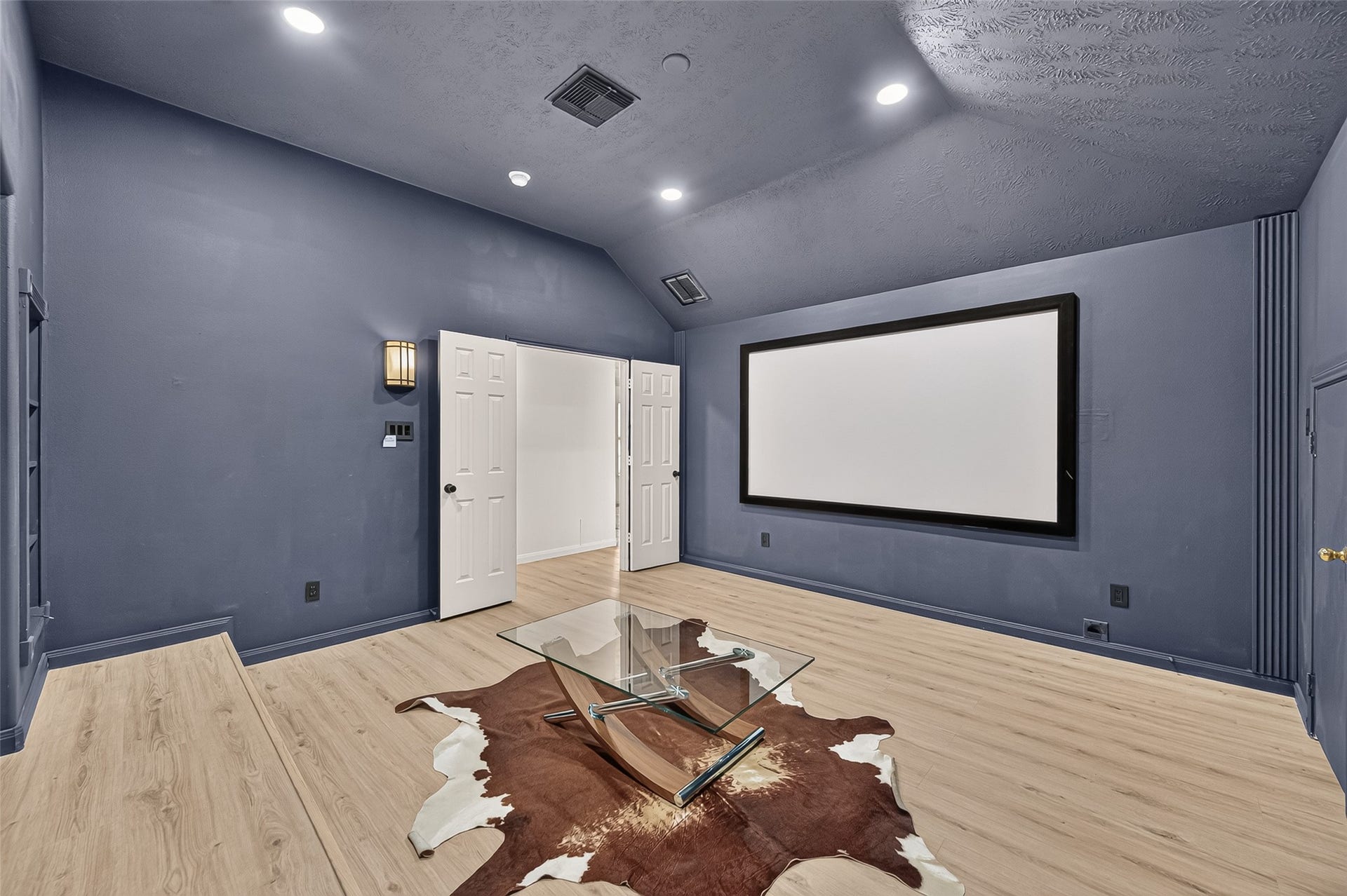 5434 Carta Valley Lane, Richmond, TX 77469 Theatre Room No Carpet